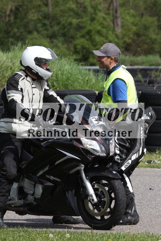 /Archiv-2025/10 23.04.2025 Cornu Master School ADR/gruen-vert/34